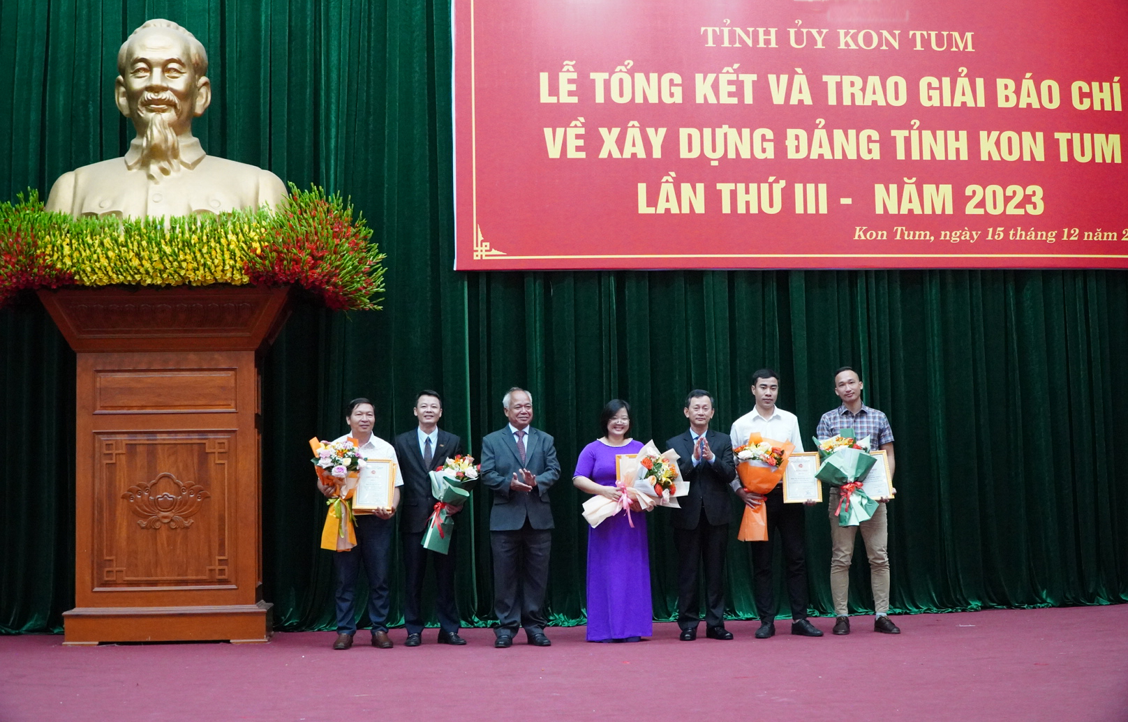 Giải báo chí về xây dựng Đảng (Búa liềm vàng) của Đảng bộ tỉnh Kon Tum lần thứ IV - năm 2024